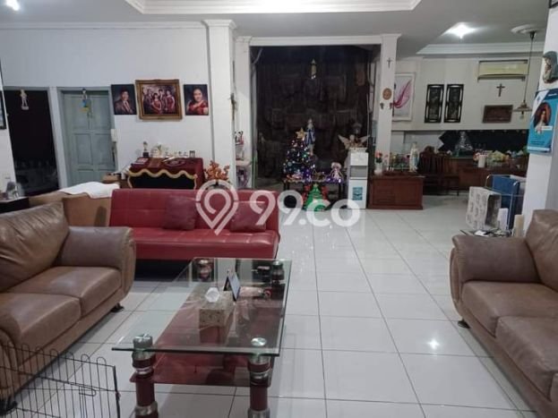Dijual Rumah Luas Elegan Dengan View Eksklusif di Cawang, Jakarta Timur Dijual Rumah Luas Elegan Dengan View Eksklusif di Cawang, Jakarta Timur