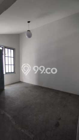 Rumah Strategis area Bintaro, Akses ke Bintaro, Tangerang Selatan, Tangerang Selatan - 2 KT Rumah Strategis area Bintaro, Akses ke Bintaro, Tangerang Selatan, Tangerang Selatan - 2 KT