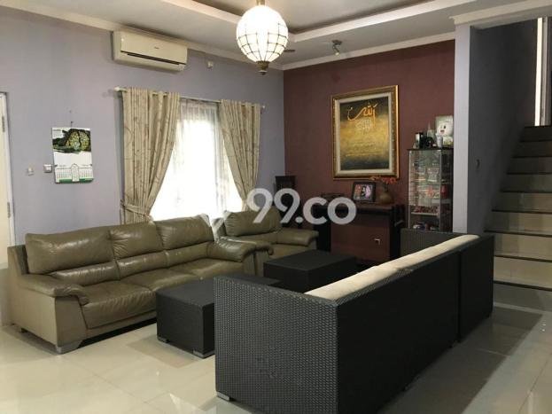 Rumah Mewah LB 228m2 Siap Pakai Desain Elegan di Bintaro, Tangerang Selatan Rumah Mewah LB 228m2 Siap Pakai Desain Elegan di Bintaro, Tangerang Selatan