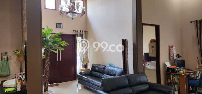 Dijual Hunian Mewah dengan Fasilitas Sekitar Lengkap di Pamulang, Tangerang Selatan Dijual Hunian Mewah dengan Fasilitas Sekitar Lengkap di Pamulang, Tangerang Selatan