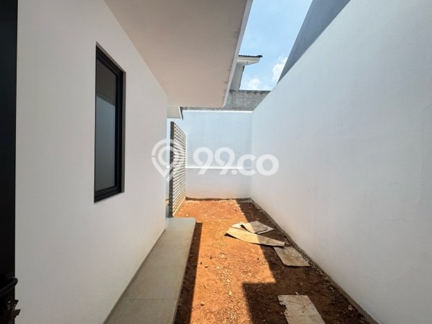 Dijual Rumah 4 Kamar Lokasi Strategis Nyaman dan Strategis di Cinere Dijual Rumah 4 Kamar Lokasi Strategis Nyaman dan Strategis di Cinere