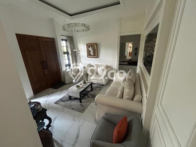 Jual Rumah Luas Megah Dengan View Eksklusif di Lebak Bulus, Jakarta Selatan Jual Rumah Luas Megah Dengan View Eksklusif di Lebak Bulus, Jakarta Selatan