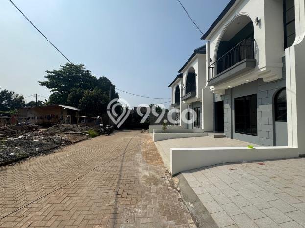 For Sale Rumah 3 Kamar Lokasi Strategis Bagus dan Strategis di Cinere For Sale Rumah 3 Kamar Lokasi Strategis Bagus dan Strategis di Cinere