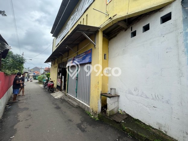 Ruko Dijual di Ciputat Tangerang Selatan dengan Luas Bangunan 100m2 Ruko Dijual di Ciputat Tangerang Selatan dengan Luas Bangunan 100m2