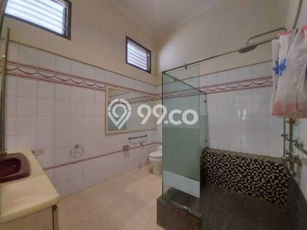 Dijual Rumah Premium dengan Fasilitas Sekitar Lengkap di Tanah Abang, Jakarta Pusat Dijual Rumah Premium dengan Fasilitas Sekitar Lengkap di Tanah Abang, Jakarta Pusat