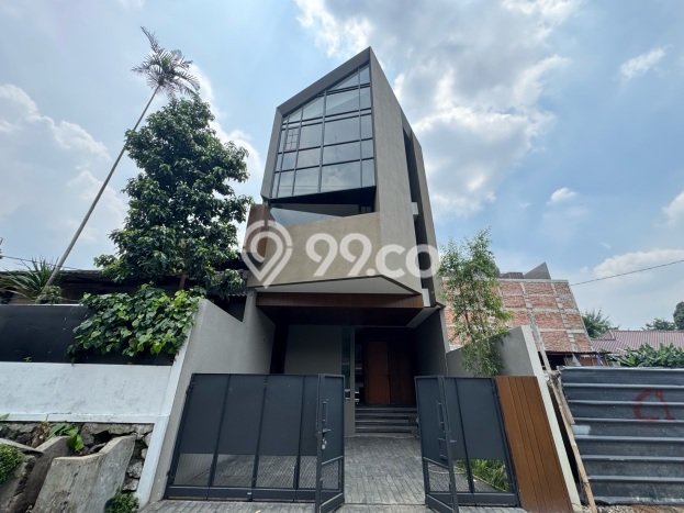 Rumah Elit LB 280m2 Siap Pakai Desain Elegan di Kemang, Jakarta Selatan Rumah Elit LB 280m2 Siap Pakai Desain Elegan di Kemang, Jakarta Selatan