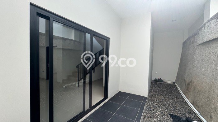 Rumah Modern Minimalis 3 Kamar Siap Huni di Cinere Rumah Modern Minimalis 3 Kamar Siap Huni di Cinere