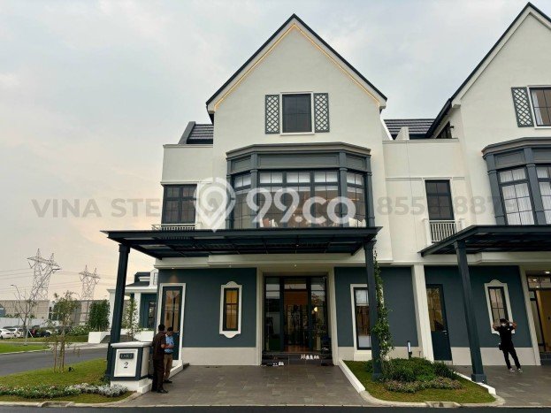 Hunian Elit LB 237m2 Siap Pakai Desain Elegan di Gading Serpong, Tangerang Hunian Elit LB 237m2 Siap Pakai Desain Elegan di Gading Serpong, Tangerang