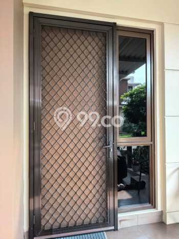 Dijual Hunian Rumah Terawat 3 KT di Summarecon Bekasi, Bekasi Dijual Hunian Rumah Terawat 3 KT di Summarecon Bekasi, Bekasi