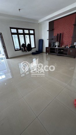 Siap Huni Rumah Mewah 4 Kamar di Bekasi Selatan Dekat ke Mana Saja Siap Huni Rumah Mewah 4 Kamar di Bekasi Selatan Dekat ke Mana Saja