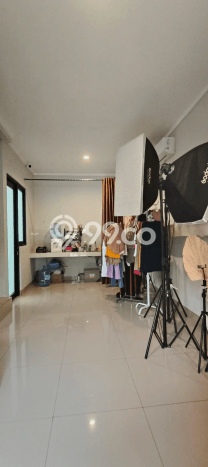 Dijual Rumah Modern 4 KT di Summarecon Crown Gading, Bekasi Dijual Rumah Modern 4 KT di Summarecon Crown Gading, Bekasi
