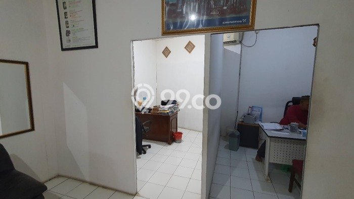Gudang Kawasan Komersial Kawasan Bojong Gede, Luas 400m², Prospektif Gudang Kawasan Komersial Kawasan Bojong Gede, Luas 400m², Prospektif