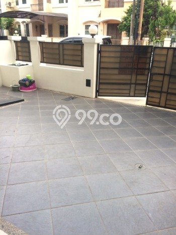 For Sale Rumah Mewah Exclusive di Kelapa Gading, Jakarta Utara For Sale Rumah Mewah Exclusive di Kelapa Gading, Jakarta Utara
