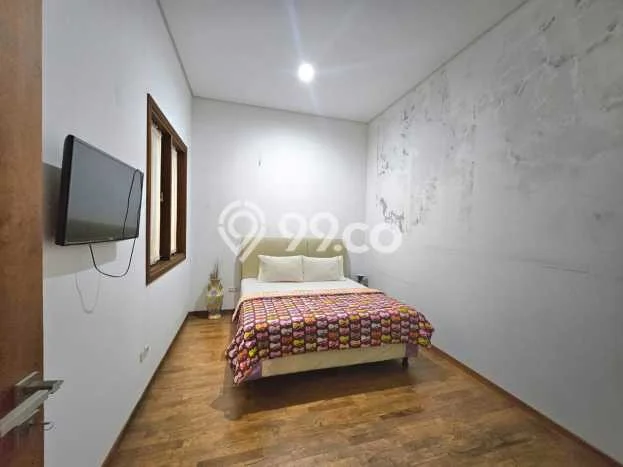 Rumah Elit Modern Tanpa Renovasi di Pondok Indah Jakarta Selatan Rumah Elit Modern Tanpa Renovasi di Pondok Indah Jakarta Selatan