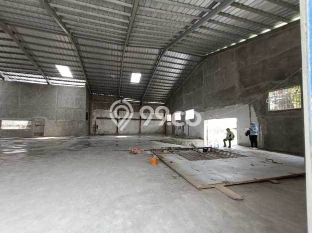 Unit Gudang disewakan di Cakung Jakarta Timur dengan LT 800m2 / LB 800m2 Unit Gudang disewakan di Cakung Jakarta Timur dengan LT 800m2 / LB 800m2