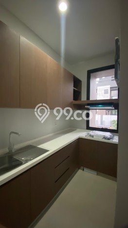 Hunian Mewah LB 242m2 Siap Huni Desain Elegan di BSD, Tangerang Hunian Mewah LB 242m2 Siap Huni Desain Elegan di BSD, Tangerang