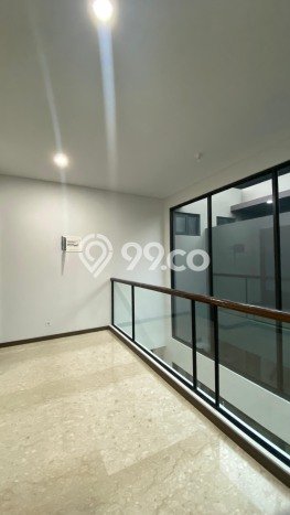 Hunian Mewah LB 242m2 Siap Huni Desain Elegan di BSD, Tangerang Hunian Mewah LB 242m2 Siap Huni Desain Elegan di BSD, Tangerang
