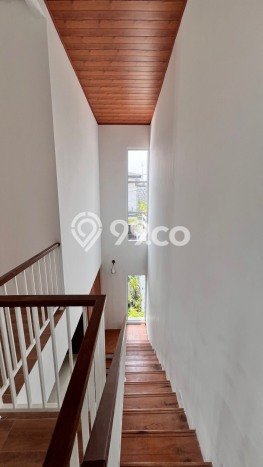Rumah Mewah LB 230m2 Siap Huni Desain Elegan di Bintaro, Jakarta Selatan Rumah Mewah LB 230m2 Siap Huni Desain Elegan di Bintaro, Jakarta Selatan