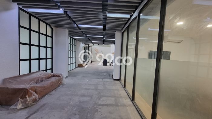 Gudang Paling Dicari LB 3000m2 Dijual di Karang Tengah Gudang Paling Dicari LB 3000m2 Dijual di Karang Tengah
