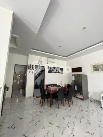 Hunian Mewah LB 240m2 Siap Huni Desain Elegan di BSD Eminent, Tangerang Hunian Mewah LB 240m2 Siap Huni Desain Elegan di BSD Eminent, Tangerang