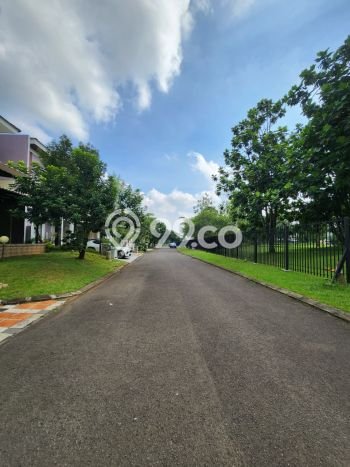 Hunian Mewah LB 300m2 Siap Huni Desain Elegan di Gading Serpong Pondok Hijau Golf, Tangerang Hunian Mewah LB 300m2 Siap Huni Desain Elegan di Gading Serpong Pondok Hijau Golf, Tangerang