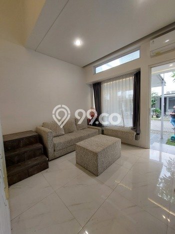 Rumah Luas Asri 2 KT Siap Pakai di BSD Tangerang Rumah Luas Asri 2 KT Siap Pakai di BSD Tangerang