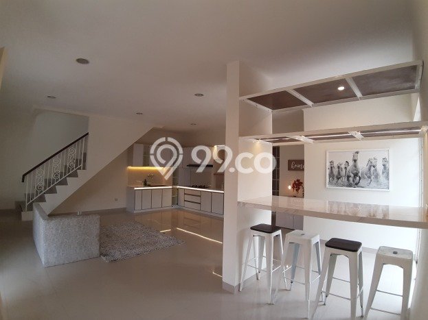 Rumah Asri area Cipondoh, 2 KM, Lingkungan Strategis, Luas 162m² Bangunan 180m² Rumah Asri area Cipondoh, 2 KM, Lingkungan Strategis, Luas 162m² Bangunan 180m²