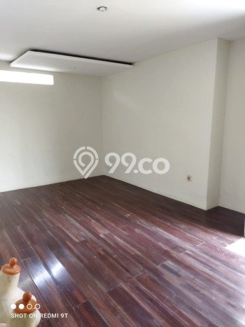 Hunian Elit LB 163m2 Siap Huni Desain Elegan di Graha Raya, Tangerang Selatan Hunian Elit LB 163m2 Siap Huni Desain Elegan di Graha Raya, Tangerang Selatan