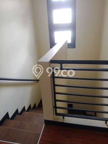Jarang Ada! Rumah Kontrakan 4 Kamar Bagus Siap Huni Bintaro Jarang Ada! Rumah Kontrakan 4 Kamar Bagus Siap Huni Bintaro