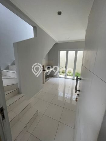 Hunian Nyaman Asri 3 KT Siap Pakai di Graha Raya Tangerang Selatan Hunian Nyaman Asri 3 KT Siap Pakai di Graha Raya Tangerang Selatan