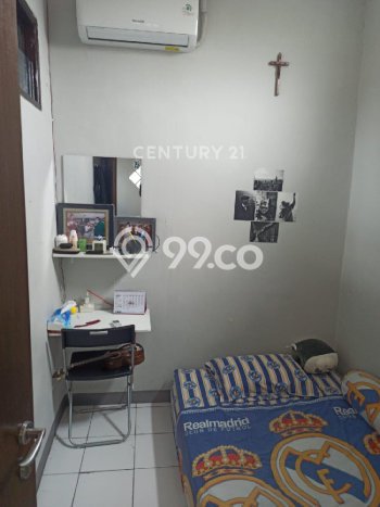 Jual Rumah Strategis Bagus Punya 3 KT di Pamulang Tangerang Selatan SHM Jual Rumah Strategis Bagus Punya 3 KT di Pamulang Tangerang Selatan SHM
