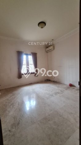 Hunian Elit LB 200m2 Siap Pakai Desain Elegan di Rempoa, Tangerang Hunian Elit LB 200m2 Siap Pakai Desain Elegan di Rempoa, Tangerang
