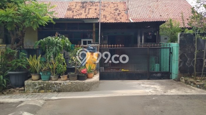 For Sale Hunian Rumah Terawat 5 KT di Klender, Jakarta Timur For Sale Hunian Rumah Terawat 5 KT di Klender, Jakarta Timur