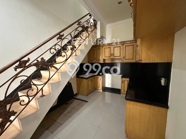 Rumah Luxury Modern Siap Huni di Rempoa Tangerang Rumah Luxury Modern Siap Huni di Rempoa Tangerang
