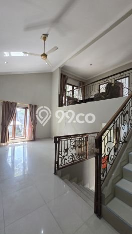 Hunian Elit LB 350m2 Siap Huni Desain Elegan di BSD Puspita Loka, Tangerang Hunian Elit LB 350m2 Siap Huni Desain Elegan di BSD Puspita Loka, Tangerang