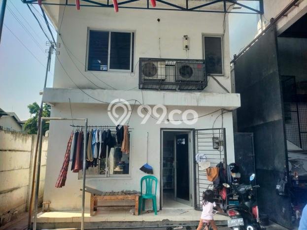 AREA TERBAIK! Gudang Kawasan Kamal, Luas 420m2m², Pengunjung Tinggi AREA TERBAIK! Gudang Kawasan Kamal, Luas 420m2m², Pengunjung Tinggi