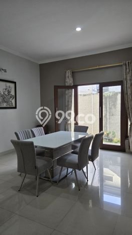 Hunian Elit LB 350m2 Siap Huni Desain Elegan di BSD Puspita Loka, Tangerang Hunian Elit LB 350m2 Siap Huni Desain Elegan di BSD Puspita Loka, Tangerang