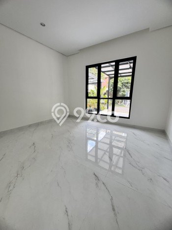 Dijual Rumah Mewah Megah Dengan View Cantik di BSD Foresta, Tangerang Dijual Rumah Mewah Megah Dengan View Cantik di BSD Foresta, Tangerang