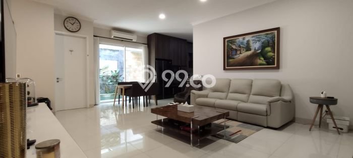 Rumah Mewah LB 220m2 Siap Pakai Desain Elegan di BSD Eminent, Tangerang Rumah Mewah LB 220m2 Siap Pakai Desain Elegan di BSD Eminent, Tangerang