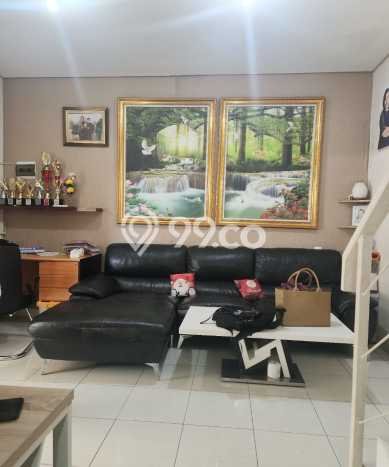 Rumah Strategis Modern Lb 74m2 di BSD, Tangerang Selatan Rumah Strategis Modern Lb 74m2 di BSD, Tangerang Selatan