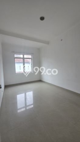 Disewakan! Rumah 4 Kamar Tidur &
3 Kamar Mandi di BSD Puspita Loka, Tangerang Disewakan! Rumah 4 Kamar Tidur &
3 Kamar Mandi di BSD Puspita Loka, Tangerang