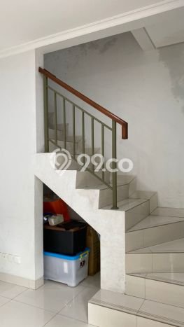 Jual Rumah Eksklusif 2 KT di Gading Serpong, Tangerang Jual Rumah Eksklusif 2 KT di Gading Serpong, Tangerang