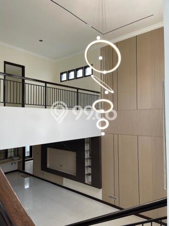 For Sale! Luxury House LT 788m2 Desain Modern di Citra Grand For Sale! Luxury House LT 788m2 Desain Modern di Citra Grand