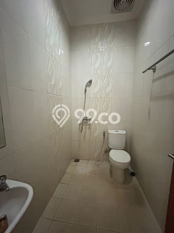 Rumah Dengan Harga Terbaik LT 170m2m² Lokasi Prestisius di Jantung Kota Citra Grand, Jakarta Timur Rumah Dengan Harga Terbaik LT 170m2m² Lokasi Prestisius di Jantung Kota Citra Grand, Jakarta Timur