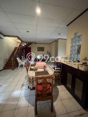 Rumah Elit Modern Tanpa Renovasi di Cipinang Jakarta Timur Rumah Elit Modern Tanpa Renovasi di Cipinang Jakarta Timur