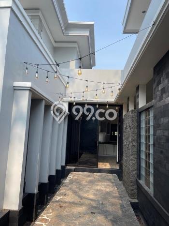 For Sale! Luxury House LT 788m2 Desain Modern di Citra Grand For Sale! Luxury House LT 788m2 Desain Modern di Citra Grand