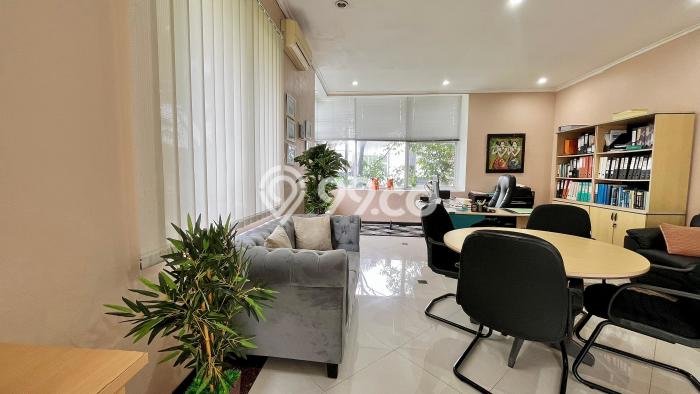 Ruko Bagus Dijual LB 246m2 Lokasi Strategis Jakarta Timur Area Cocok untuk Bisnis Ruko Bagus Dijual LB 246m2 Lokasi Strategis Jakarta Timur Area Cocok untuk Bisnis