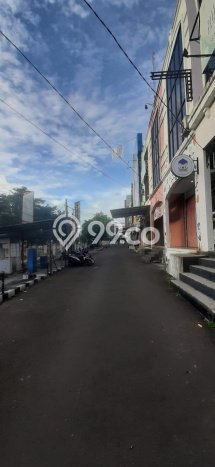 Unit Komersial Disewakan di Jakarta Timur Area Strategis Harga Kompetitif Unit Komersial Disewakan di Jakarta Timur Area Strategis Harga Kompetitif