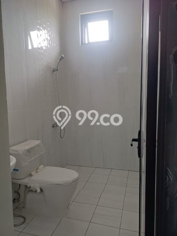 Dijual Rumah Mewah Megah Dengan View Eksklusif di Kota Wisata, Jakarta Timur Dijual Rumah Mewah Megah Dengan View Eksklusif di Kota Wisata, Jakarta Timur