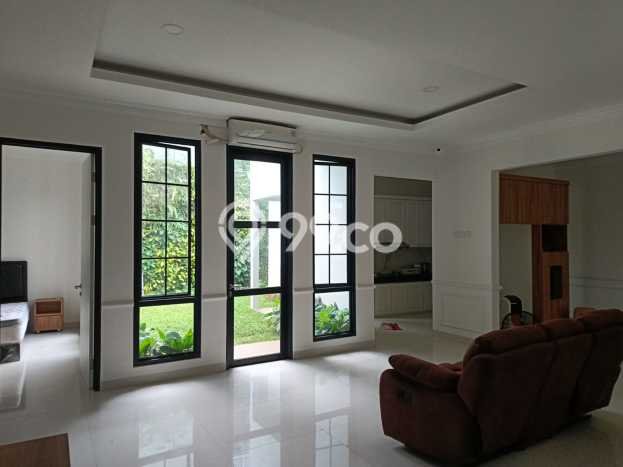 Ready to Use! Luxury House LT 200m2 Desain Elegan di Citra Grand Ready to Use! Luxury House LT 200m2 Desain Elegan di Citra Grand